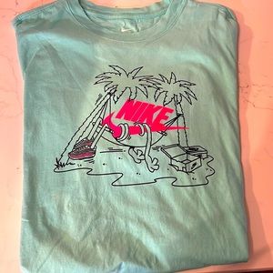 Nike Tee